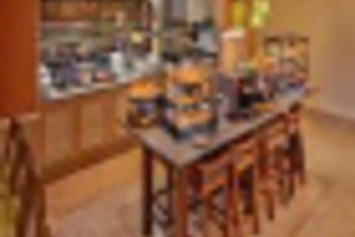 Dining 111 of 360