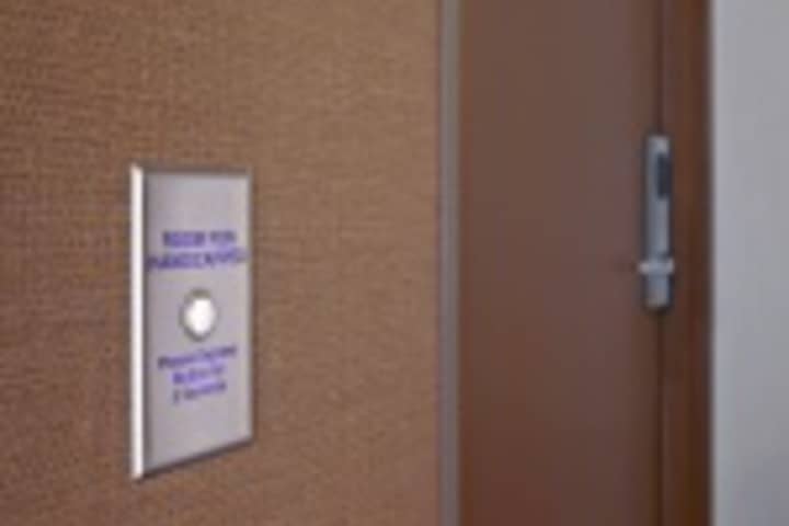 Room 253 of 360