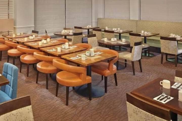Dining 98 of 360