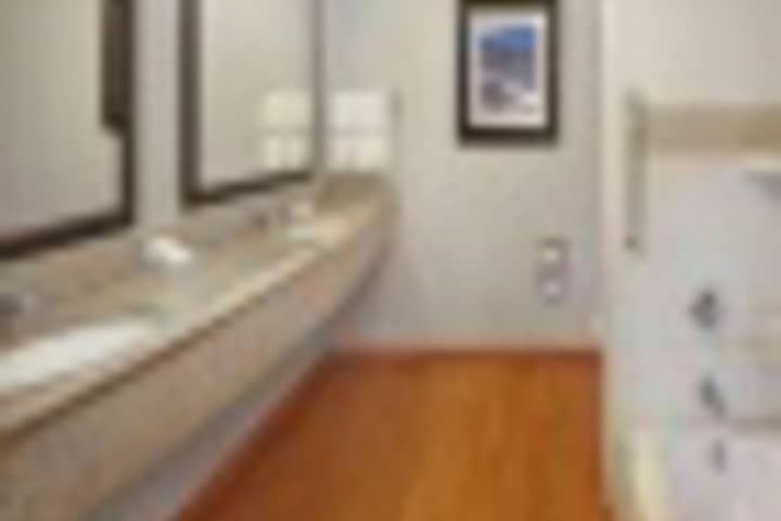 Room 302 of 360