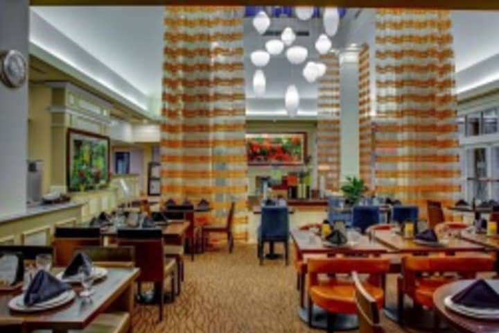 Dining 151 of 360